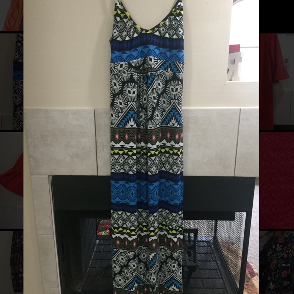 Patterned maternity maxi dress